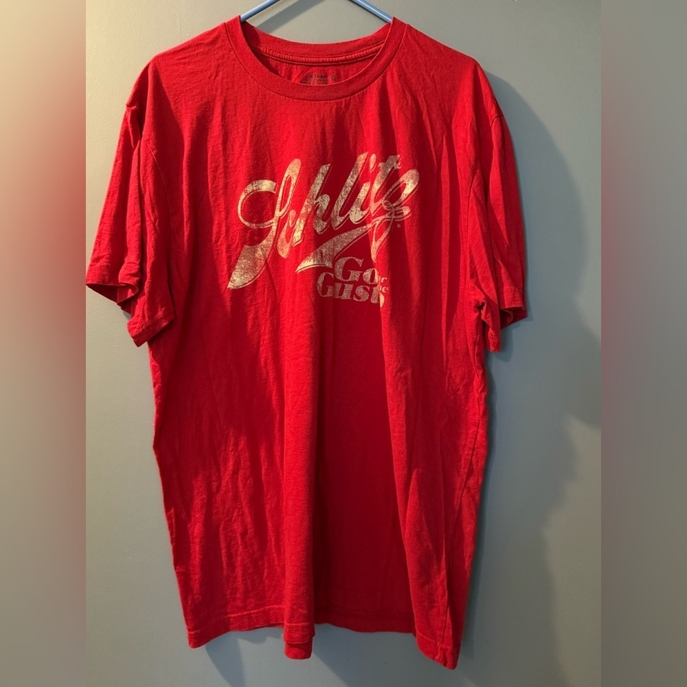 Old Navy Schlitz Beer Short Sleeve Red Tee‎ Men's XL Go For The Gusto!